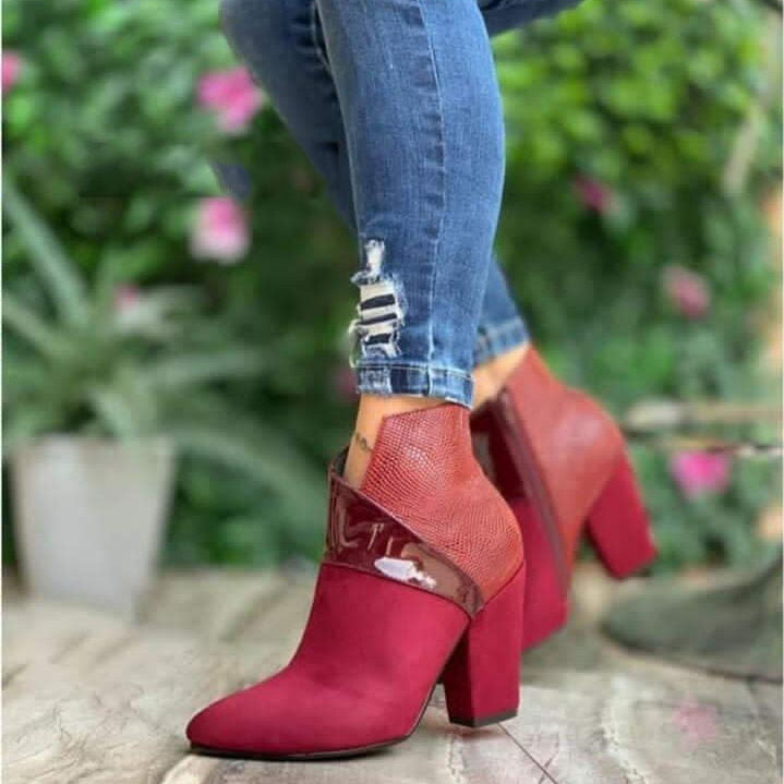 Bruja culebra burdeo